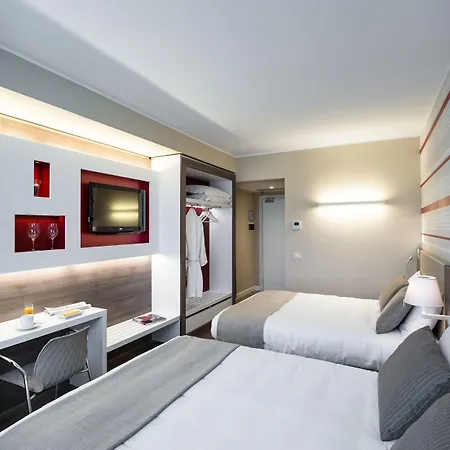 Enjoy Garda Hotel 4*