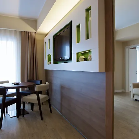 Hotel Enjoy Garda Peschiera del Garda