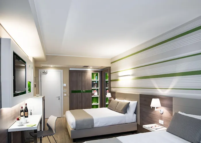 Enjoy Garda Hotel 4*