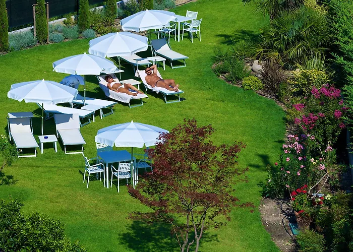 Enjoy Garda Hotel 4*