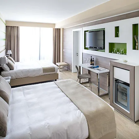 Enjoy Garda Hotel 4*