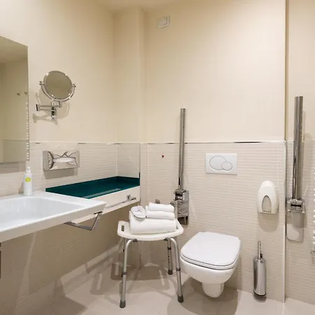 Enjoy Garda Hotel 4*