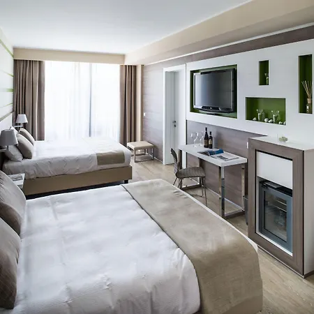 Otel Enjoy Garda Peschiera del Garda