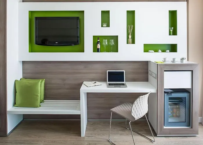 Enjoy Garda מלון